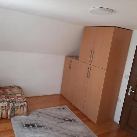 Vikend Kuca Vukasinovic *