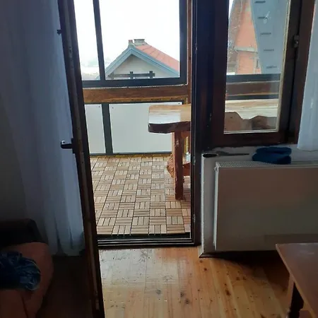 度假居 Vikend Kuca Vukasinovic 科帕奥尼克