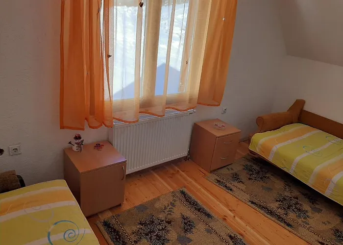 Vikend Kuca Vukasinovic Feriehus